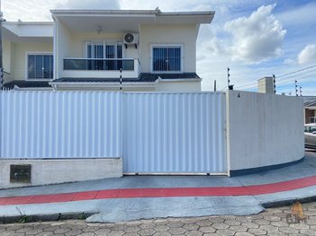 house em Rua Marcio Henrique de Souza, Forquilhas - São José - SC