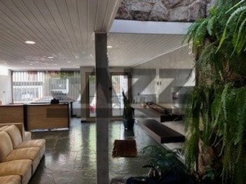 commercial_building em Rua Doutor Sampaio Peixoto, Cambuí - Campinas - SP