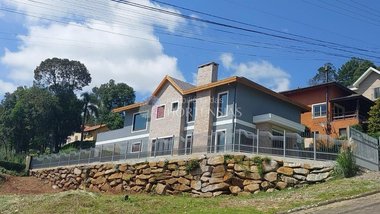 house em Rua Gentil Bonato, Pórtico - Gramado - RS