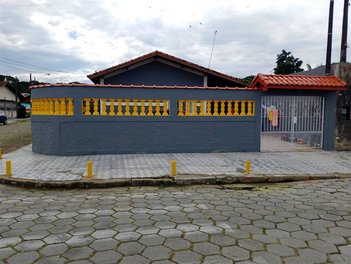 house em Rua Humorista Manoel de Nóbrega, Maracanã - Praia Grande - SP