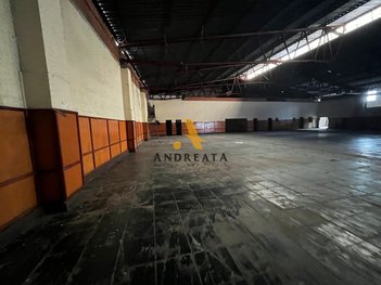 industrial em Avenida Ministro Edgard Romero, Madureira - Rio de Janeiro - RJ