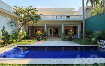 house em Rua Holanda, Jardim Europa - São Paulo - SP