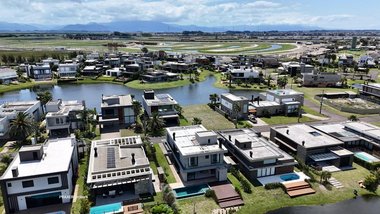 house em Avenida Paraguassu, Centro - Xangri-Lá - RS