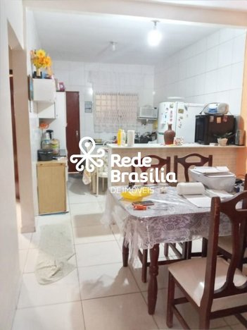 house em QNL 5 Bloco J, Taguatinga Centro (Taguatinga) - Brasília - DF