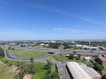 industrial em Rodovia Anhangüera, Chácaras Reunidas Anhangüera (Nova Veneza) - Sumaré - SP