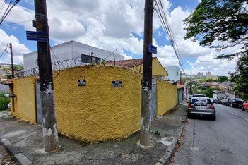 house em Rua Dalva de Oliveira, Embuema - Embu das Artes - SP