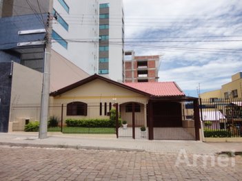 commercial_building em Rua Dez de Abril, Centro - Passo Fundo - RS