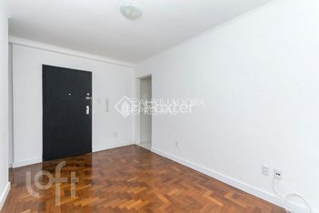 apartment em Rua Ari Marinho, Higienópolis - Porto Alegre - RS