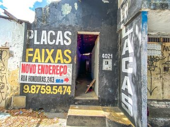 business em Avenida Mister Hull, Padre Andrade - Fortaleza - CE