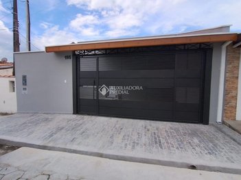 house em Rua Expedicionário Benedito Oswaldo Cancio, Jardim das Indústrias - Jacareí - SP