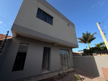 house em Rua Petronilho Ávila, Praça - Tijucas - SC