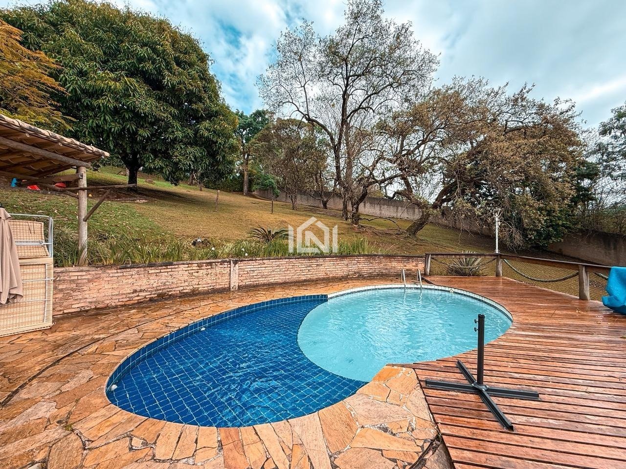 casa a venda no condominio residencial chacara das rosas - piscina