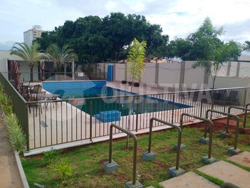 apartment em Rua João Rodrigues de Castro, Jardim Patrícia - Uberlândia - MG