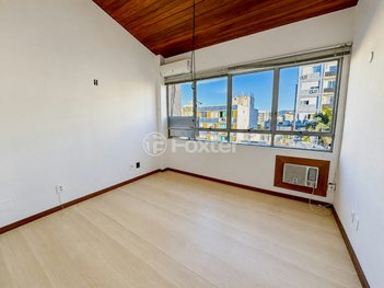 office em Avenida Venâncio Aires, Farroupilha - Porto Alegre - RS