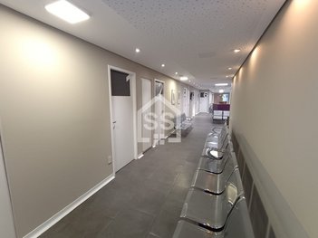office em Avenida Ipiranga, Centro - Petrópolis - RJ