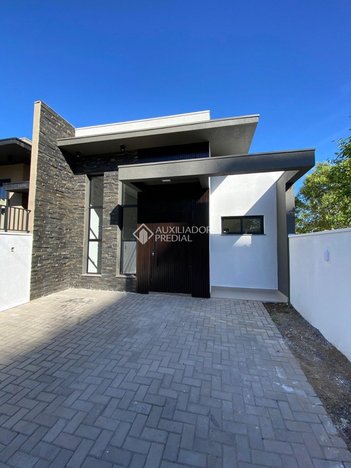 house em Rua Izalino Batista de Oliveira, Oriço - Gravataí - RS