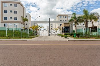 apartment em Rua Humberto Zanato, Pinheirinho - Curitiba - PR