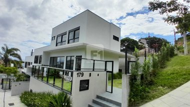 house em Rua Joaquim Felício dos Santos, João Paulo - Florianópolis - SC