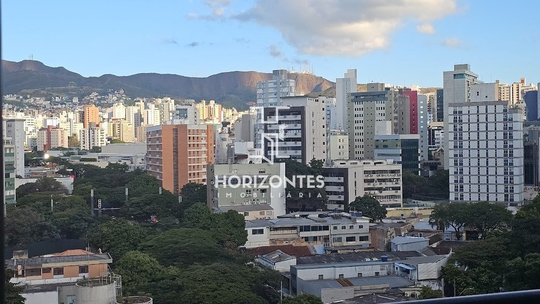 VISTA PARA PRAÇ DA SAVASSI E SERRA DO CURRAL