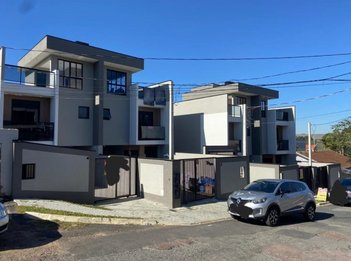 house em Travessa Ferreira, Uberaba - Curitiba - PR