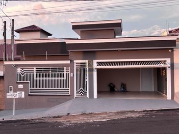house em Rua Germino Daltin, Vila Cidade Jardim - Botucatu - SP