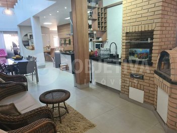 house em Rua Abiail Figueiredo Gil, Santa Rosa - Uberlândia - MG