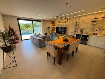 house em Rua Gênova, Córrego Grande - Florianópolis - SC