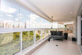 apartment em Rua Antenor Kaiser, Campo Comprido - Curitiba - PR