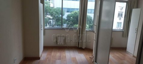 apartment em Avenida Nossa Senhora de Copacabana, Copacabana - Rio de Janeiro - RJ