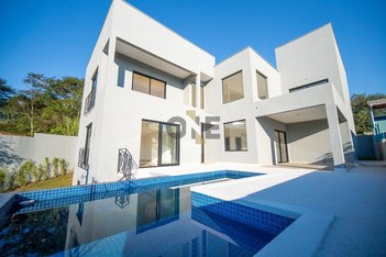 house em Rua das Samambaias, Chácara Moinho Velho - Carapicuíba - SP