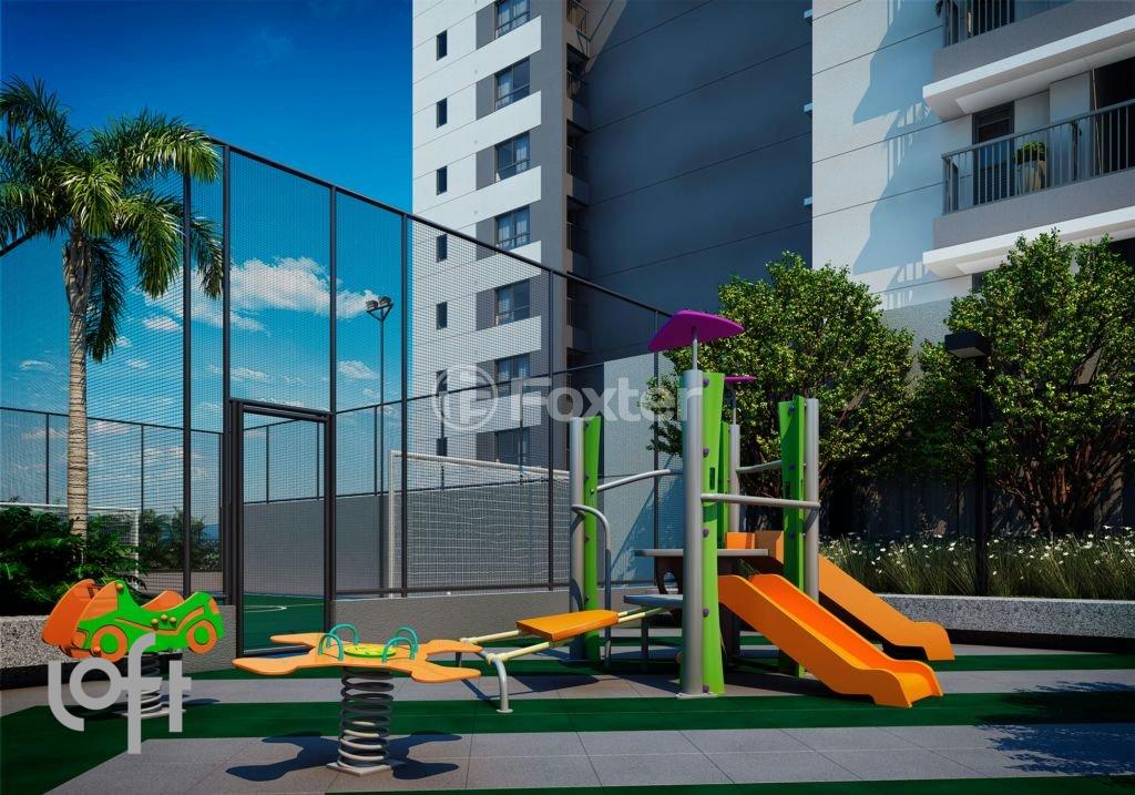 playground-com-escorregador-e-balanco