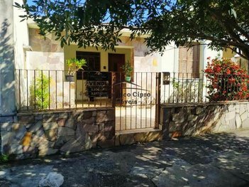 house em Rua Tupinambás, Pedregulho - Guaratinguetá - SP