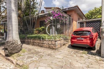 house em Rua Professor Fernando Carneiro, Três Figueiras - Porto Alegre - RS