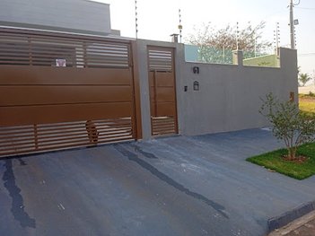 house em Rua Milton Gonçalves Campos, Jardim Espanha - Maringá - PR