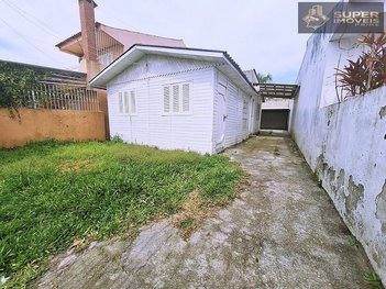 house em Rua Elgar Carlos Hadler, São Gonçalo - Pelotas - RS