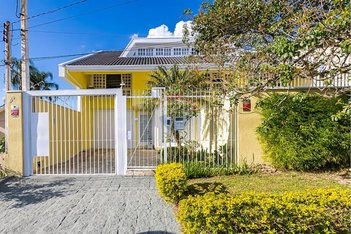 house em Rua Lívio Moreira, São Lourenço - Curitiba - PR