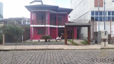 house em Rua Padre Aquilino Franceschet, Colina Sorriso - Caxias do Sul - RS