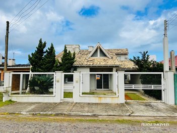 house em Rua Azaléias, Rainha do Mar - Xangri-Lá - RS