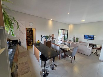 house em Avenida Glaudiston Pereira de Oliveira, Putim - São José dos Campos - SP