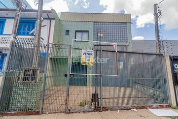 industrial em Rua Conselheiro Travassos, São Geraldo - Porto Alegre - RS