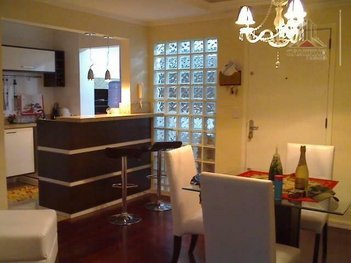 apartment em Rua Germano Petersen Júnior, Auxiliadora - Porto Alegre - RS