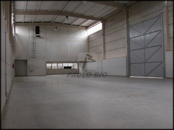 industrial em Leonil Cre Bortolosso, Quitaúna - Osasco - SP