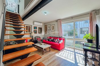 apartment em Rua Carlos Trein Filho, Auxiliadora - Porto Alegre - RS