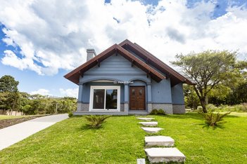 house em Rua Mariana Schlieper Franzen, Jardim Mariana - Canela - RS