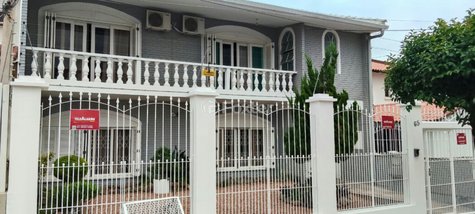 house em Rua Professor Leopoldo Tietbohl, Jardim Itu - Porto Alegre - RS