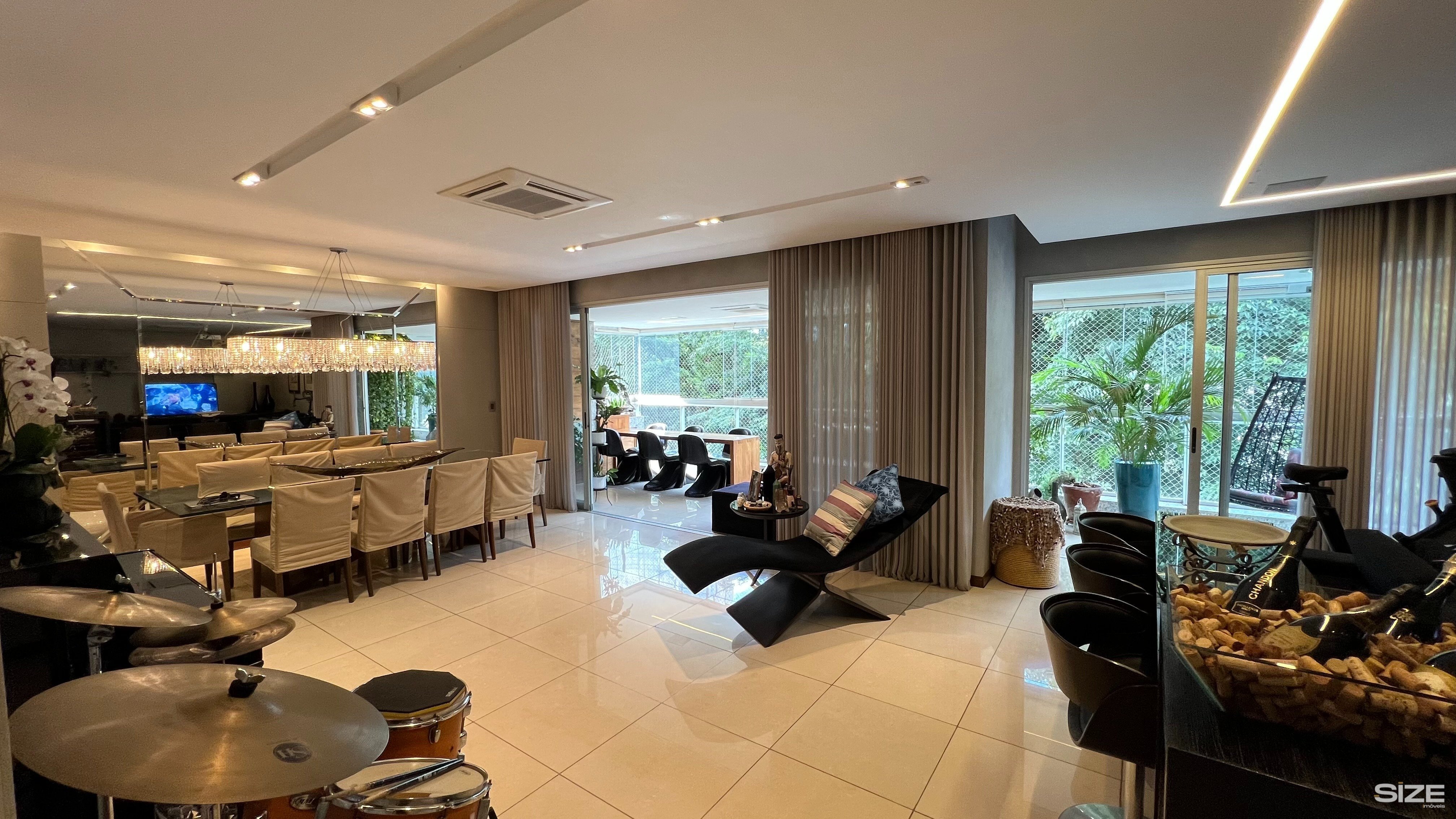 Apartamento com 4 quartos — Santo Agostinho, Belo Horizonte