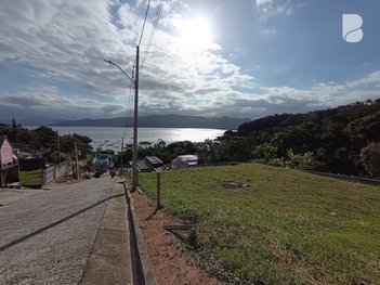 land_lot em Rua Gentil de Moura Carvalho, Caieira - Governador Celso Ramos - SC