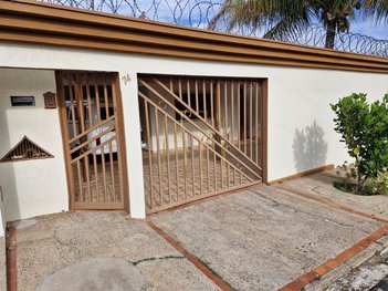 house em Rua Acre, Marta Helena - Uberlândia - MG