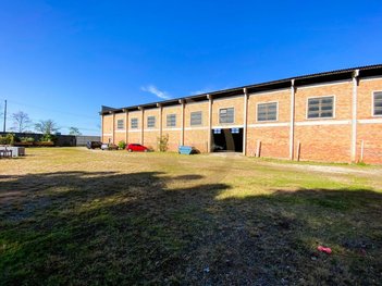 industrial em Rua José Batista dos Santos, Cidade Industrial - Curitiba - PR