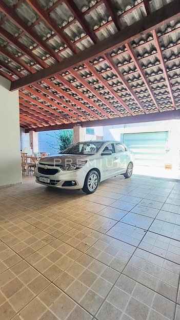 house em Avenida Anália Resende Siquieroli, Santa Rosa - Uberlândia - MG